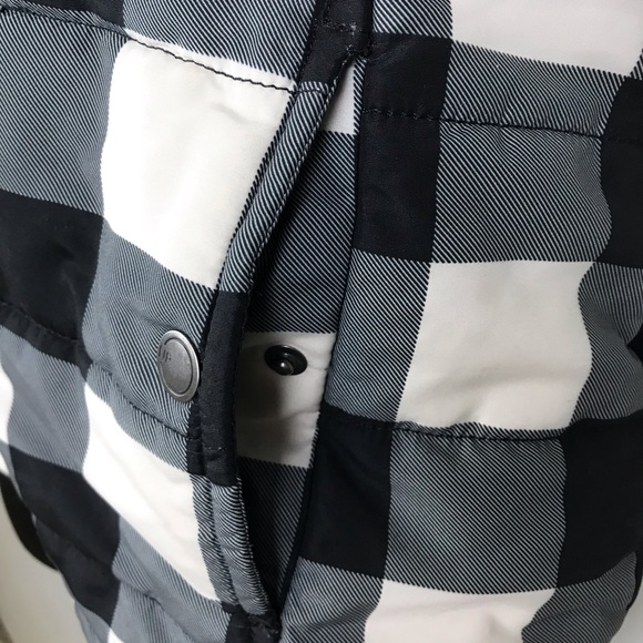 Buffalo Check Puffer Vest Size XL - Picture 2 of 3